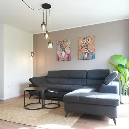 Haus Fuer 8 Gaeste Mit Garten Und Parkplatz In Ruhiger Lager * Aψβούργη