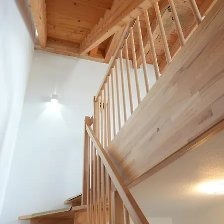 Haus Fuer 8 Gaeste Mit Garten Und Parkplatz In Ruhiger Lager Διαμέρισμα Aψβούργη